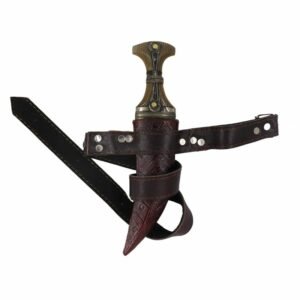 خنجر جنبية يمنية قديمة بقرن خشبي حجم متوسط