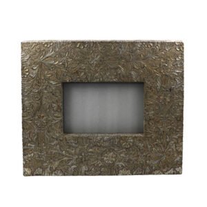 برواز صور خشبي قديم