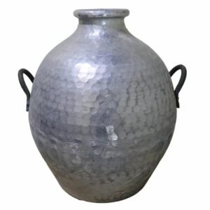 وعاء نحاسي دق حب الرمان قديم منقوش