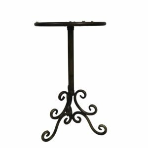 قاعدة نحاسية دائرية عتيقة