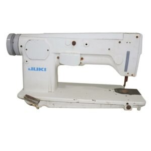 ماكينة خياطة من جوكي قديمة