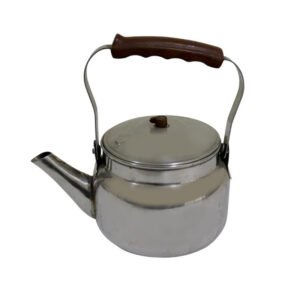 غلاية معدنية صغيرة