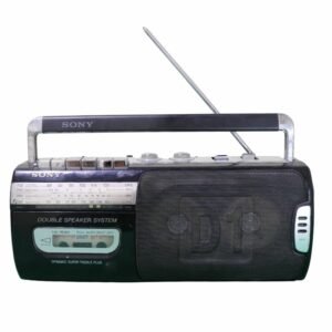 مسجل كاسيت وراديو موديل من سوني سي اف ام دي 1