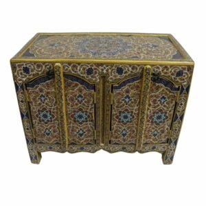 صندوق خشبي اصلي قديم صناعة يدوية ينقوشات جذابة