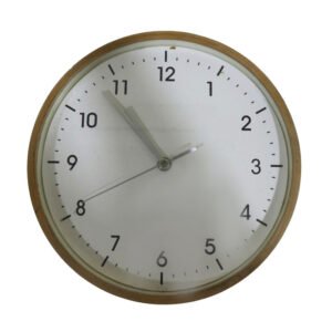WOODEN ROUND CLOCK