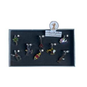 ميداليات ب شعارات مختلفة