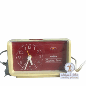 ساعة الطبخ قديمة بحالة ممتازة