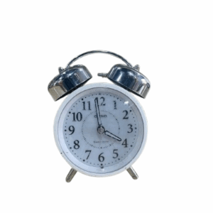 ساعة و منبه طاولة من كاسيو شغالة ب البطاريات