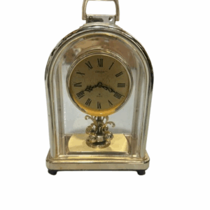 ساعة طاولة من ستيزن قديمة شغالة صناعة يابانية يصل ارتفاعها الى  26 سم