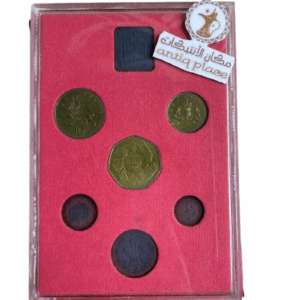 عملات معدنية ترجع الى بريطانيا عام 1973 تتضمن هذي المجموعة عملة الخمسين بنس التذكارية للمجموعة الاقتصادية الاوروبية