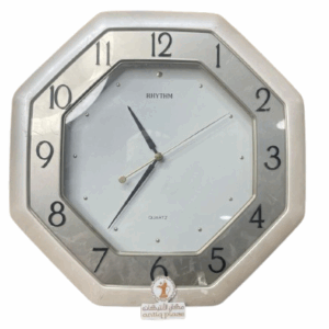 كوارتز قديمة مخزنة يصل ارتفاعها الى 30 سم ساعة حاط من شركة RHYTHM