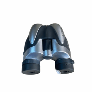 مخزن بحالة ممتازة غير مستخدم ابدا OLYMOUS دوربين من ماركة