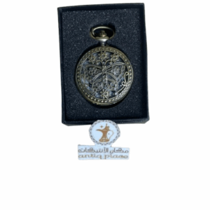 ساعة جيب مخزنة بشكل قديم غير مستخدمة ابدا شغالة بالبطارية % 100
